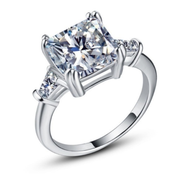 New 925 Silver Ring Princess Cut White Sapphire - Picture 3 of 3